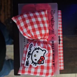 The Creme × Hello Kitty