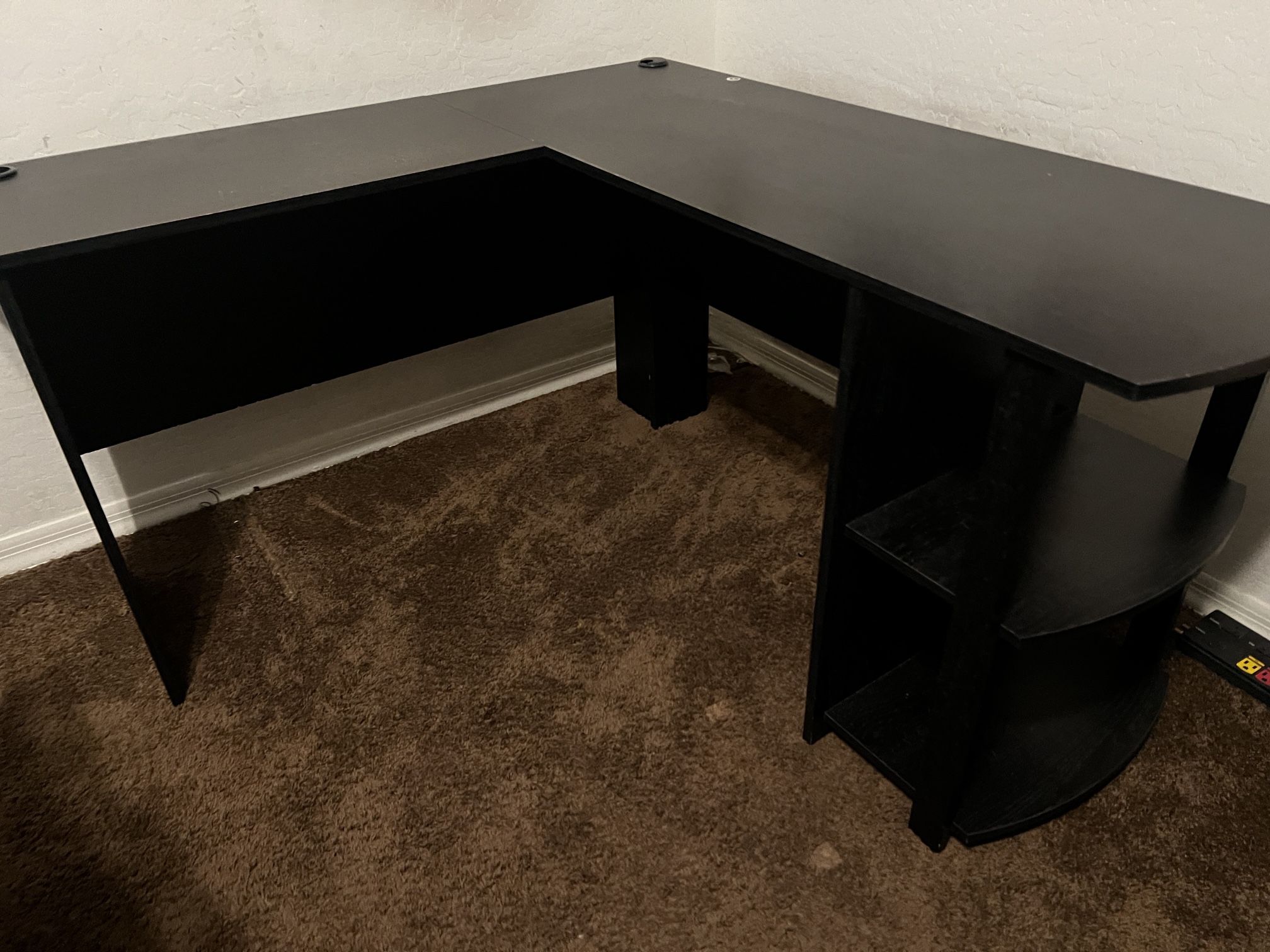 Black Corner Desk for Sale in Goodyear, AZ OfferUp