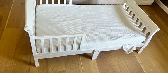 White Toddler Bed with Mattress