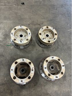 2005 Polaris Ranger 700 Hubs