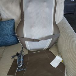 Hoemedics Massage Chair 