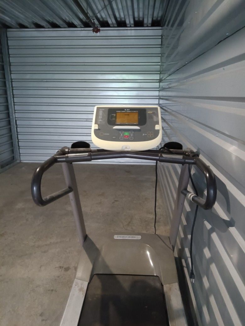 Free Treadmill, Works!! You Haul
