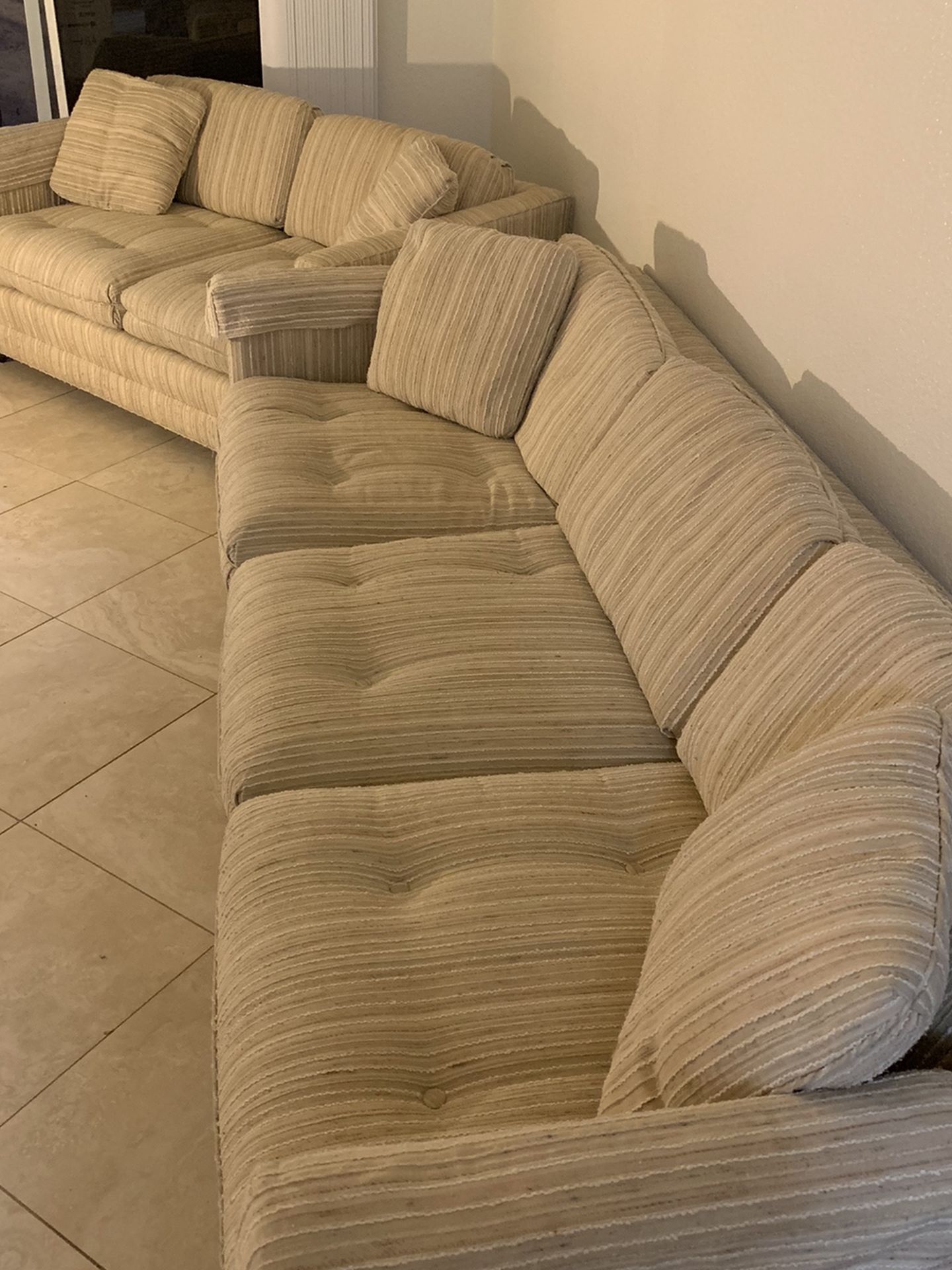 How to Clean Old Living Room Furniture: Easy Tips for a Fresh Look