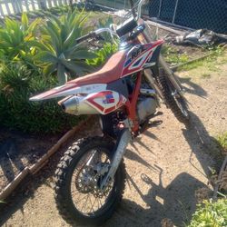 RFZ 125cc Dirt Bike 