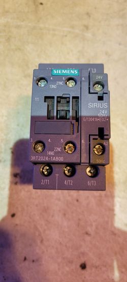 Brand New Siemens SIRIUS 3RT2024-1AB00