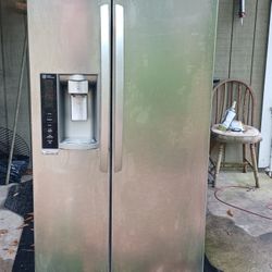 LG Side-by-side Refrigerator