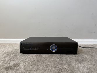 Panamax M5300-EX 11 Outlet Power Line Conditioner and Surge Protector 