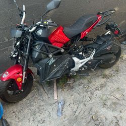 Series Diablo automatic motorcycle Or  I’ll Sell For Parts 