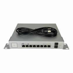 Ubiquiti UniFi US-8-150W 8-Port Gigabit PoE+ Managed Switch 2x SFP 150W