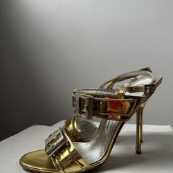Manolo blahnik Gold Buckle Slingbacks Stiletto Heels Eu 40
