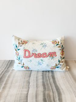 CSAO Paris “Dream” Pillow