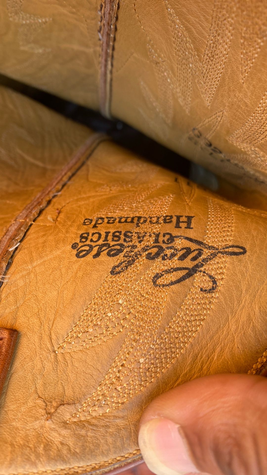 Lucchese Boot Company / Butterscotch / Men’s 11