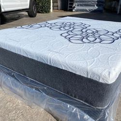 Cal King Organic Hybrid Cool Gel Memory Foam Mattress! 