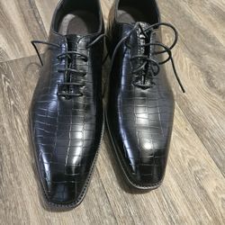 Black Shoes