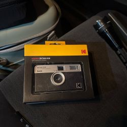 Kodak Ektar H35 half frame film camera