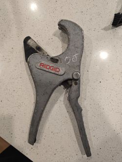 Ridgid pipe tubing cutter