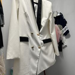 Womens Pretty Little Thing Blazer Dress Black And White Size 8