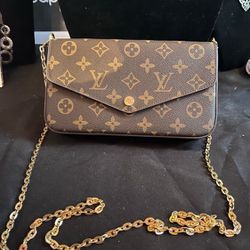 Louis Vuitton Purses And Wallets 