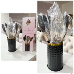 Paris Hilton 7 Tool Crock Set