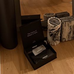 Lululemon Studio Mirror – Excellent Condition 