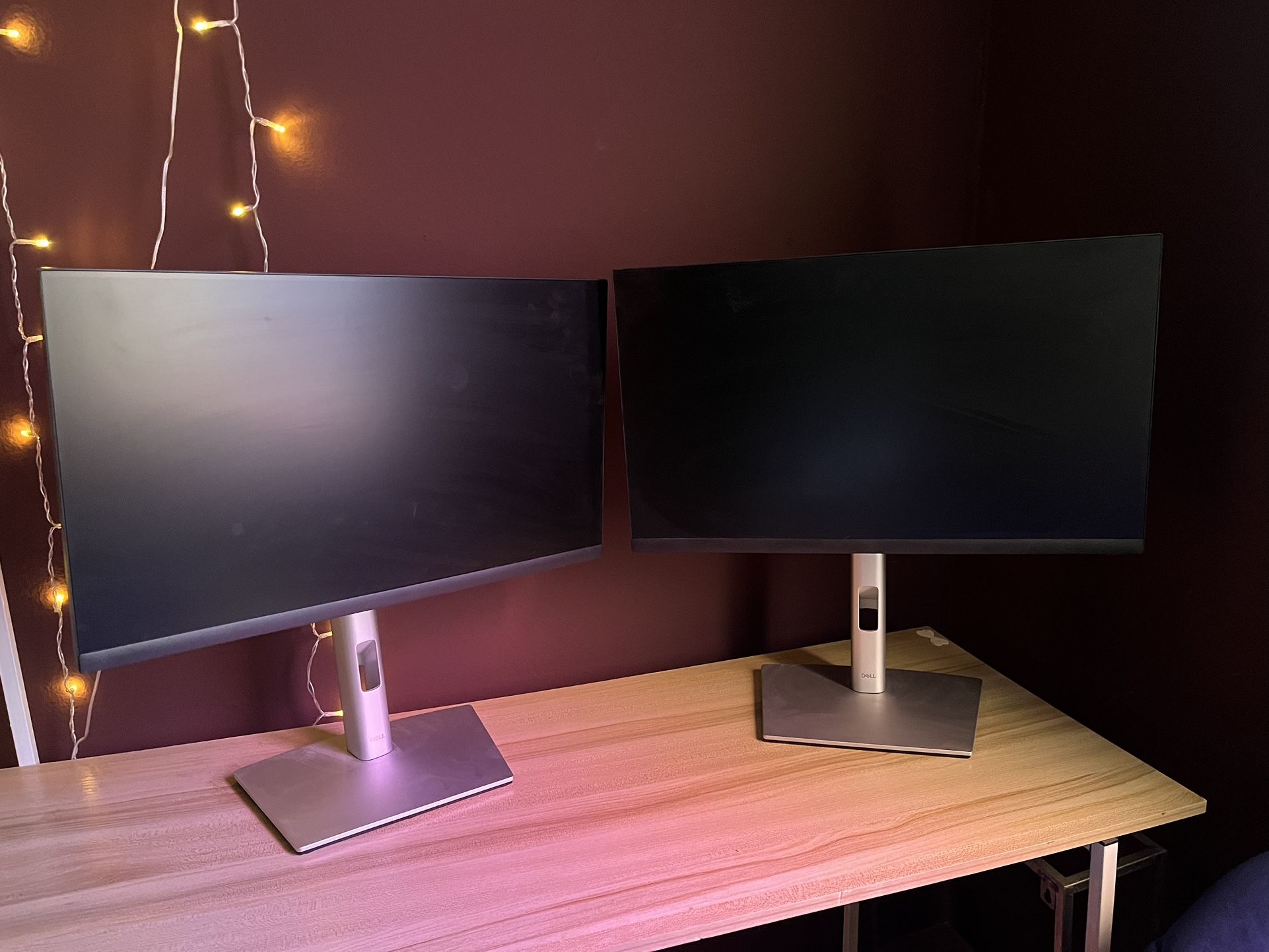 2 dell dual monitors with stands