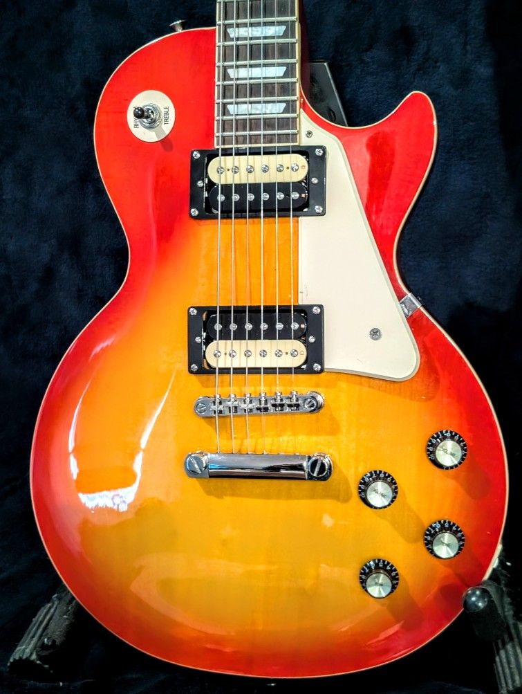 Epiphone Les Paul Traditional Pro (w/ hardshell case)