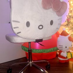 Sold Out White Hello Kitty Impressions Chair 