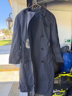 Women’s Trench coat New size 8R