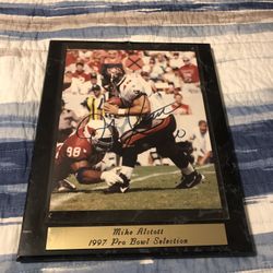 Signed Mike Alstott Picture