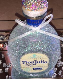 Custom Bottles Perfect Gift 💝 For Valentines Day Or Bday !