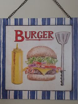 Tin Metal Hamburger Sign. Great for Cook-Out Entertainment.