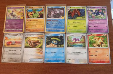 10 near mint Pokémon, Incl 3 rares