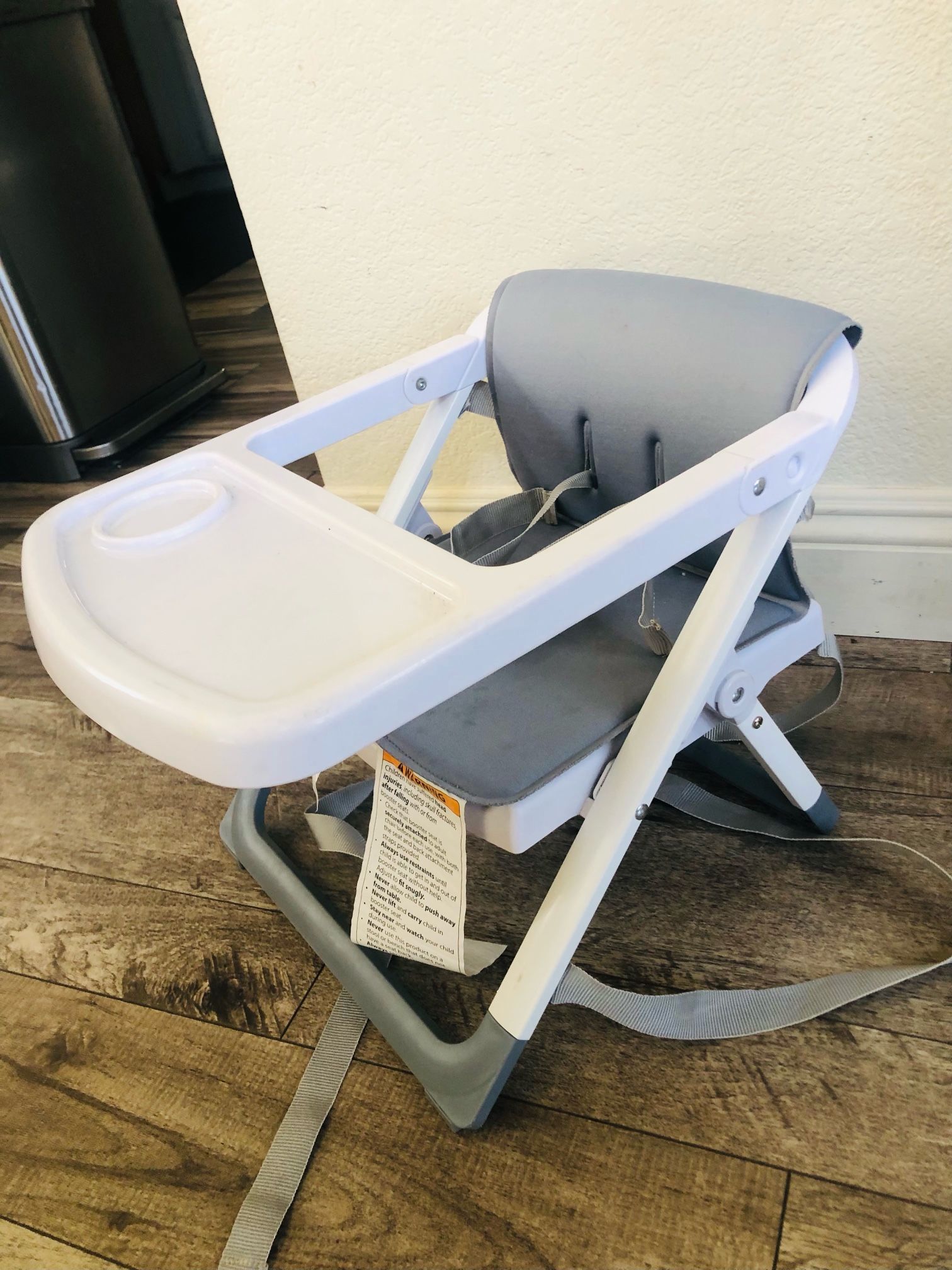 BABY DELIGHT FOLDABLE CHAIR