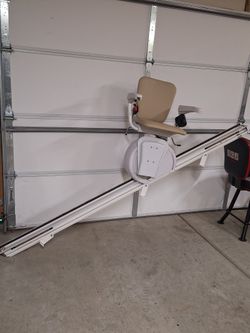 Savaria K2 Chair Lift