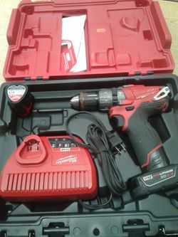 Milwaukee 2404-22 12 Volt M12 FUEL 1/2" Hammer Drill/Driver Kit 2xBatt