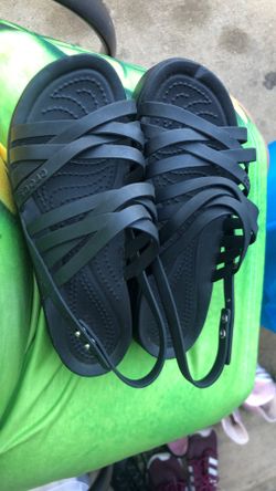 Crocs Size 6