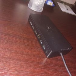 Dell Plug In Play Docking Hub ..D 6000