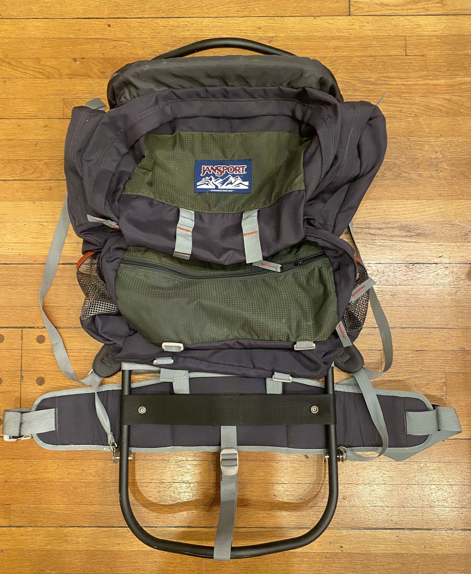 Jansport Backpack SCOUT External Frame Lightweight Nylon Hiking Camping 