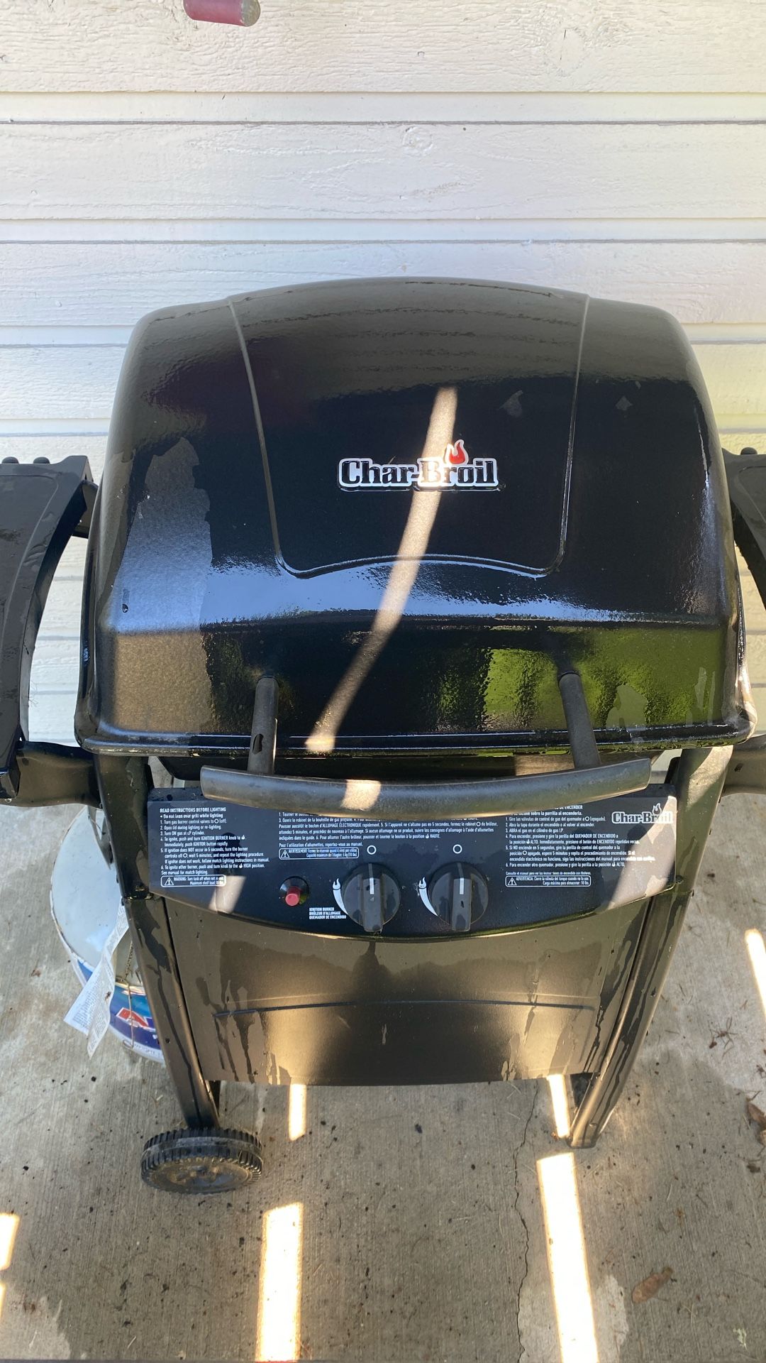 Char-Broil. Grill. Gas