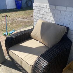 Sumbrella brand Wicker Chair 