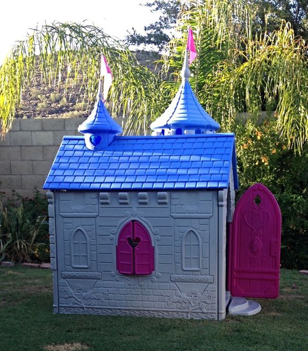 Disney Princess Wonderland Castle Playhouse & Slide