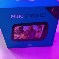 Echo Show 5 (3rd Generation) Alexa