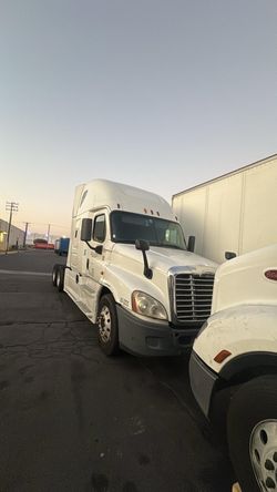2014 freightliner cascadia