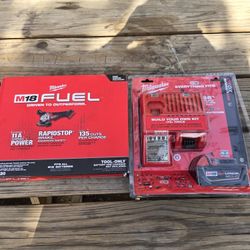 M18 Grinder With Battery And Charger 