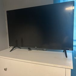 TCL Smart TV 30in 