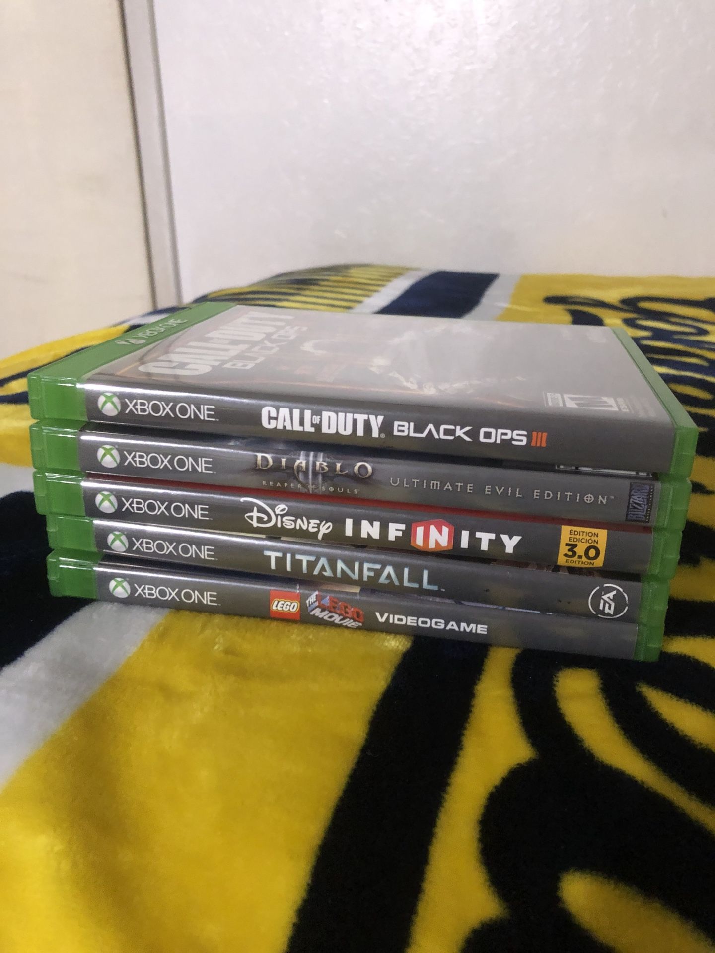 Xbox One Games 7$ Each 25$ All Pack