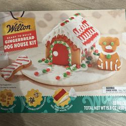 Brand New Gingerbread Doghouse Kit with Icing and Edible Decorations, 15.8 oz