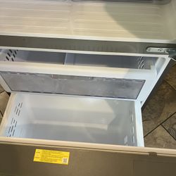 Whirlpool Refrigerator Freezer