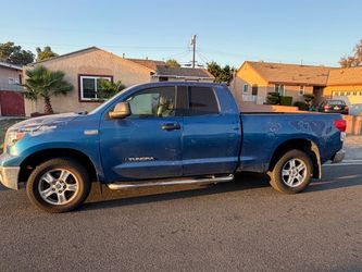 2008 Toyota Tundra 5.7L V8 – Clean Title – 165K Miles