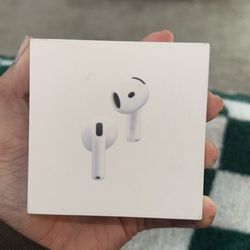 Airpods 4th Gen  (All Noise Cancellation)